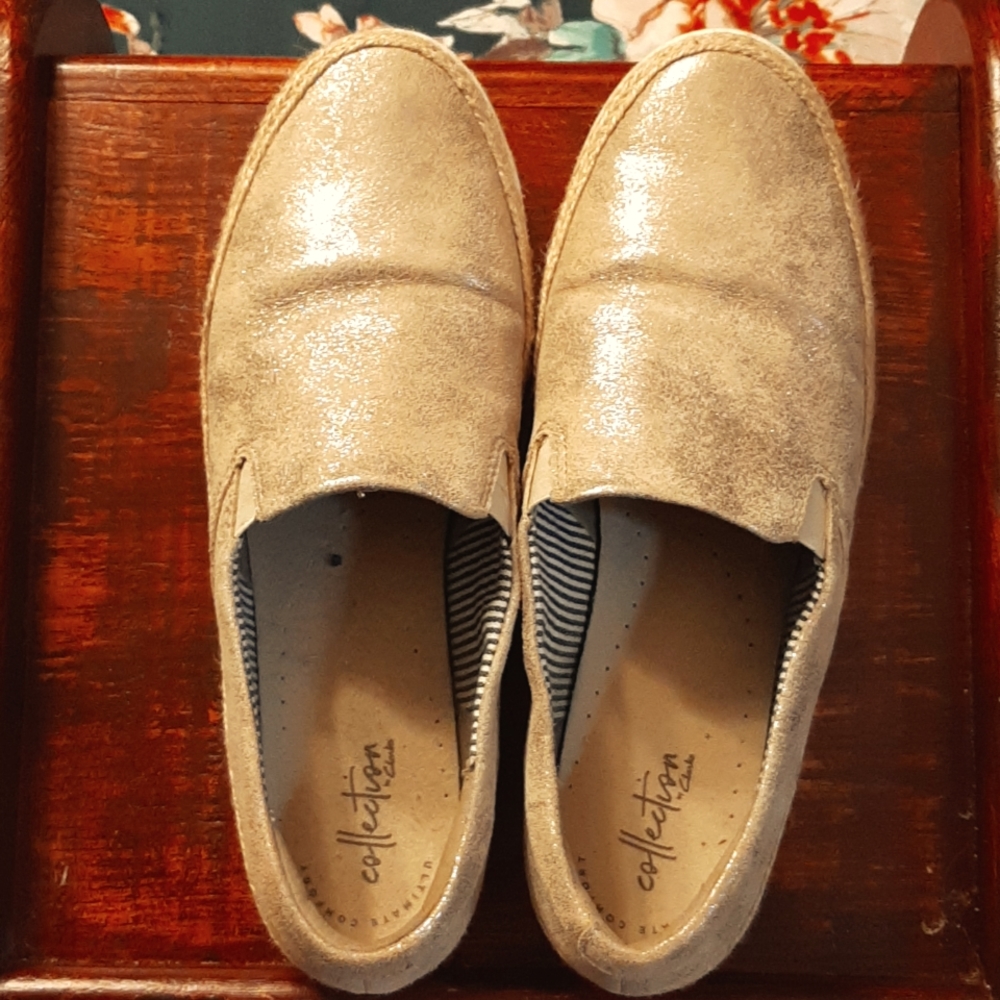 Clark Collection gold metallic slip-on  sz 11W